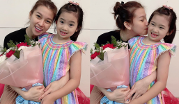 Con gái Mai Phương đến thăm nhà bạn thân của mẹ, được mọi người yêu mến vì càng lớn càng đáng yêu