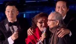 Khoảnh khắc xúc động giữa NS Hoài Linh - Dương Triệu Vũ hát cùng bố trên sân khấu, ai ngờ đó lại là lần cuối!