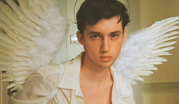 Top ca khúc đáng nghe nhất từ giọng ca 'thiên thần' Troye Sivan