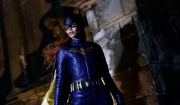 Đạo diễn sốc vì phim siêu anh hùng nữ “Batgirl” bị NSX 'khai tử' dù đã quay xong