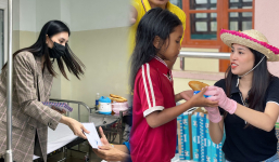 Hoa hậu Tiểu Vy không son phấn vượt gần 200km mang quà tặng đến trẻ em và người dân vùng cao