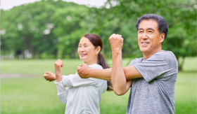 Chăm sóc xương theo độ tuổi: Vì sao canxi chuẩn đóng vai trò then chốt.