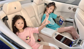 Được bố đón tan trường bằng siêu xe mui trần, con gái Đoàn Di Băng năn nỉ: “Đón bằng xe thường thôi được không?”