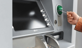 Chính thức từ 1/7/2025, mọi thẻ ATM dạng này đều bị ngân hàng ngừng giao dịch