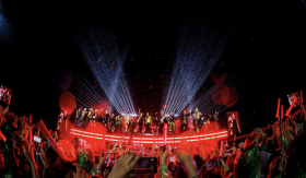 Dàn anh tài cởi áo 'xõa hết cỡ' dưới trời mưa tại concert Anh trai vượt ngàn chông gai đêm thứ 6