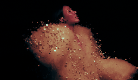 Hồ Ngọc Hà xuất hiện trong private show của Gigi Hương Giang