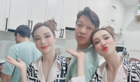 Nhã Phương xuất hiện với diện mạo lạ trong ngày đầu năm mới, khoe được chồng vào tận bếp nấu ăn cho