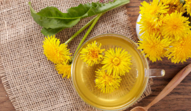 “Siêu thực phẩm xanh” mọc dại khắp Việt Nam được chuyên gia Mỹ khen ngợi hết lời: Thanh lọc gan, ngừa ung thư hiệu quả