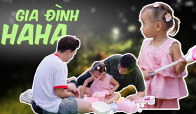 Câu trả lời hồn nhiên của bé Vy về mặt trăng khiến Tóc Tiên nghẹn ngào