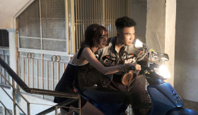 Phúc Du mang đến tuyên ngôn tình yêu mới cho người trẻ: “Xe máy rẻ, tình yêu sang”