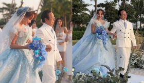 MC Thanh Vân Hugo sử dụng bó hoa cưới có màu sắc độc lạ, ý nghĩa phía sau khiến ai cũng trầm trồ