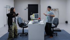 tlinh gây tranh cãi với phát ngôn 'Nên bình thường hóa nói tiếng Việt chêm tiếng Anh'