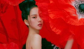 Thành tích 'Flower' của Jisoo (BLACKPINK) đập tan nghi vấn màn solo im ắng nhất nhóm