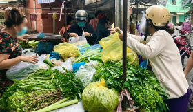 Nữ y tá khuyên không nên mua rau ở 1 quầy hàng 2 lần, bí quyết để bảo vệ sức khỏe ít ai biết?