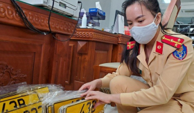 Những trường hợp sẽ bị thu hồi giấy chứng nhận đăng ký xe, biển số xe ngay từ tháng 9