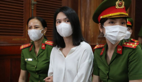Vụ Ngọc Trinh ra tòa: Có thêm 7 người 'bí ẩn' phía sau được triệu tập là ai?