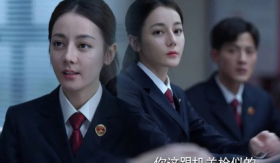 Ngược đời Địch Lê Nhiệt Ba 'khổ' vì nhan sắc, vẻ ngoài quá đẹp lại khiến khán giả mất cảm xúc khi xem phim