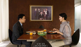 Choáng ngợp trước tạo hình khác lạ của 'ông hoàng phòng vé' Thái Hòa