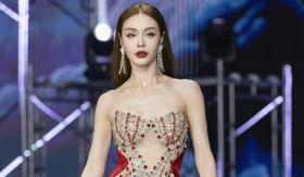 MLee thắng trình diễn đầm dạ hội tại Miss Universe Vietnam