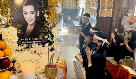 Trizzie Phương Trinh chia sẻ hình ảnh cúng thất thứ 3 cho cố ca sĩ Phi Nhung tại Mỹ