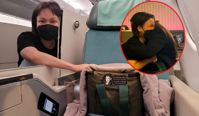 NS Việt Hương và hành trình 30 tiếng đưa Phi Nhung về với gia đình, khóc nức nở giây phút trao tro cốt cho Wendy