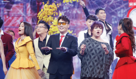 Hamlet Trương và dàn ca sĩ khuấy động Gala Xuân Sắc Màu Thời Gian