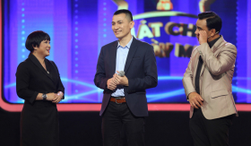 Cẩm Ly, Quyền Linh rơi nước mắt trước bác sĩ đi hơn 1000km vào TP.HCM thi hát tri ân lực lượng tuyến đầu