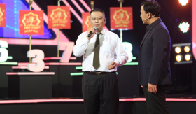 Quyền Linh khâm phục, Lê Minh tặng 5 triệu đồng cho nam tài xế xe cấp cứu trang trải tiền thuê nhà