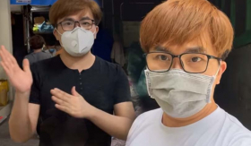 Đại Nghĩa 'bất chấp giờ giấc' mang rau củ tươi hỗ trợ người dân trong khu phong tỏa tại Sài Gòn
