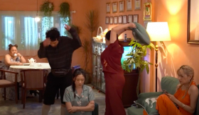 Trấn Thành bị Lê Giang đánh, mắng té tát trên phim trường