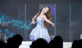 Tái xuất sau nhiều năm, Hương Tràm lột xác với album 'Phao cứu sinh' và tham vọng  Cinematic Pop