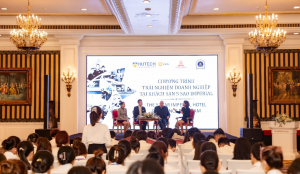 Sinh viên Quản trị khách sạn HUTECH: Học từ trải nghiệm thật - Bứt phá trong môi trường 5 sao