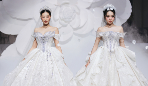 Khánh Vân- Thanh Thủy mặc đầm cưới sánh đôi catwalk, bung skill catwalk không nhìn bậc thang