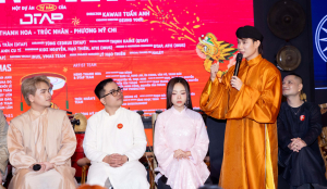 Nổi da gà với NSND Thanh Hoa, Trúc Nhân, Phương Mỹ Chi khi hát nhạc DTAP