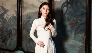 Hoa hậu Thanh Thảo đảm nhận vai trò vedette trong show diễn kỷ niệm 30 năm làm nghề của NTK Võ Việt Chung