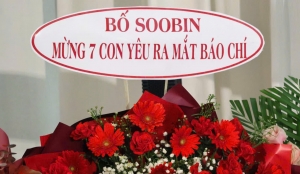 SOOBIN gửi hoa chúc mừng UPRIZE, lời nhắn “Mừng 7 con yêu ra mắt báo chí” gây chú ý