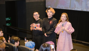 Hoàng Thùy Linh sống lại cảm giác Vietnamese Concert sau mỗi suất chiếu phim “Chúng ta là người Việt Nam”