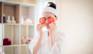 Tránh bẫy tâm lý thị trường: 7 món đồ làm đẹp giá bình dân nhưng hiệu quả không thua kém sản phẩm đắt tiền