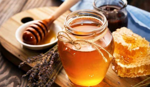 Cẩn trọng khi dùng mật ong: Tốt cho sức khỏe nhưng 'kỵ' 2 thứ quen thuộc trong căn bếp nhà bạn