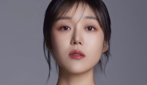 Nữ diễn viên Kang Seo‑Ha qua đời ở tuổi 31 sau thời gian chống chọi với bệnh hiểm nghèo