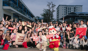 Jollibee bùng nổ cùng sinh viên qua sân chơi âm nhạc The Jolly Stars 2025