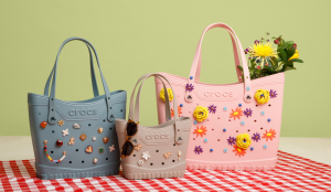 Đã Sống Đến Ngày CROCS Ra Túi và Trông Cũng…Cũng Cũng !!!