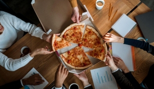 Gợi ý những cách “hâm nóng” tình đồng nghiệp dịp cuối năm