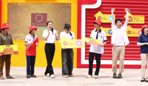 Diễn viên Quang Trung và hoa hậu Nguyễn Ngọc Kiều Duy góp sức mang về hơn 100 triệu đồng cho các em nhỏ mồ côi