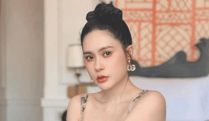 Phát ngôn gây sốc và loạt ồn ào của Đoàn Di Băng