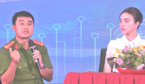 Tân sinh viên là đối tượng rất dễ bị 'bắt cóc online'