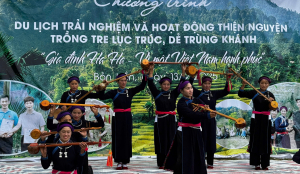 Bản Liền rộn ràng trong ngày hội trồng cây 'Gia đình Haha- Vì một Việt Nam hạnh phúc'