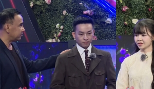 Chủ cửa hàng thời trang 34 tuổi bị cô gái xinh đẹp từ chối hẹn hò