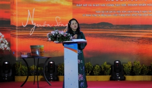 Nguồn Sống – Sách ảnh của Hoàng Thị Bích Thảo ra mắt: Hơn một thập kỷ 'hẹn hò' với mặt trời