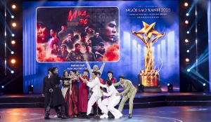 Mưa đỏ thắng lớn, Duy Khánh và Lâm Vỹ Dạ chung niềm vui diễn viên được yêu thích nhất hạng mục không gian mạng'